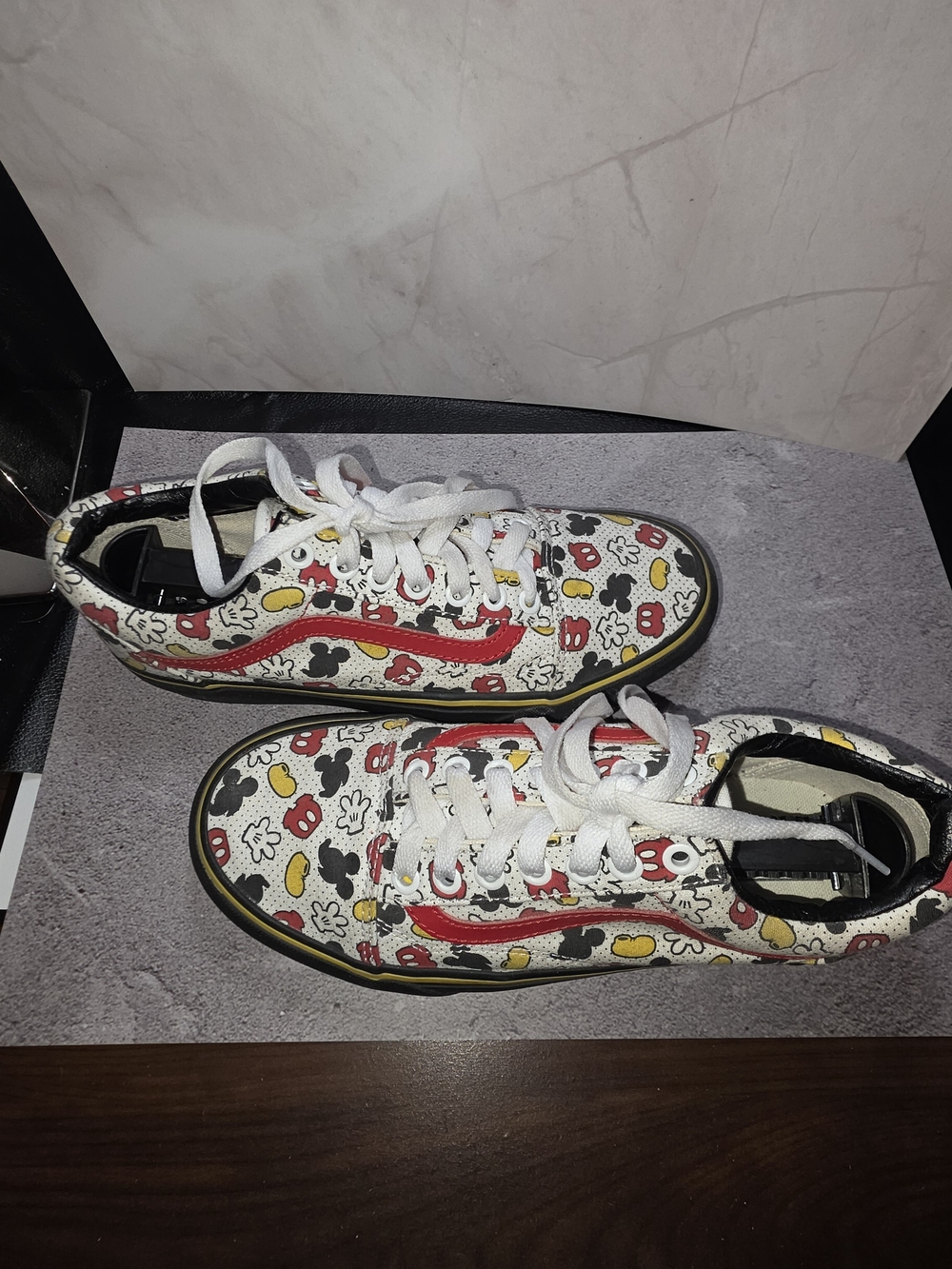 Custom Vans X Disney Womens Sz.8 - Picture 13 of 15